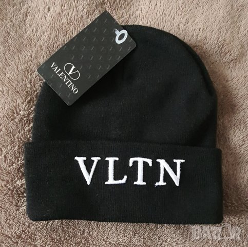 Зимна шапка унисекс Valentino