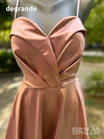 Сатенена рокля със сърцевидно деколте, снимка 2 - Рокли - 51152016