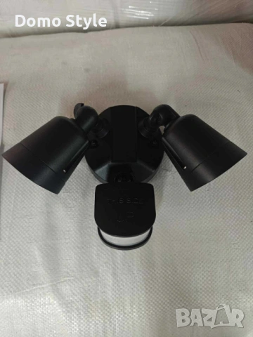 LED външна лампа със сензор за движение, 16W 1900LM 5000K дневна светлина, IP65 водоустойчиви прожек, снимка 4 - Лампи за стена - 53265665