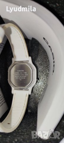 Дамски дигитален кварцов часовник от бяла смола/синтетична кожа Casio La11w, снимка 3 - Дамски - 43645901