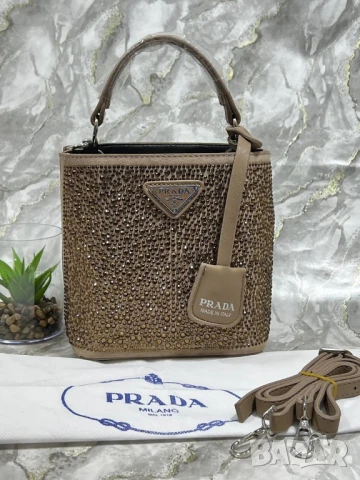 чанти с камъни prada , снимка 13 - Чанти - 50745497