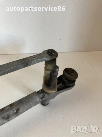 Мотор за предни чистачки за Jeep Cherokee 3.7 (2005), снимка 2 - Части - 53569324