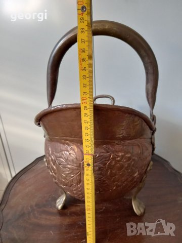 Ретро медна кофа с бронзови крака , снимка 6 - Декорация за дома - 35413920