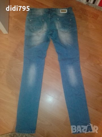 Дамски дънки, снимка 2 - Дънки - 28936109