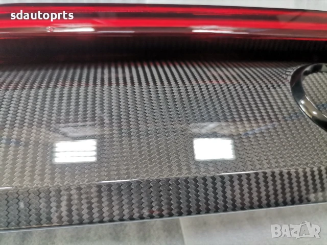 4M8945095AB Нов Carbon Централен Стоп Audi Q8 SQ8 RSQ8, снимка 7 - Части - 50778932