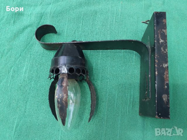 Стар метален аплик