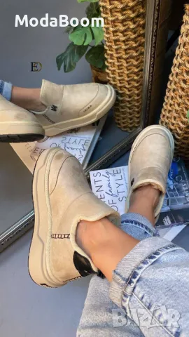 Amiri дамски обувки в различни цветове , снимка 8 - Маратонки - 48125481