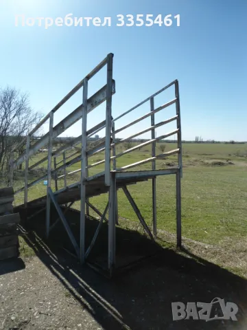 продавам желязна рампа за животни