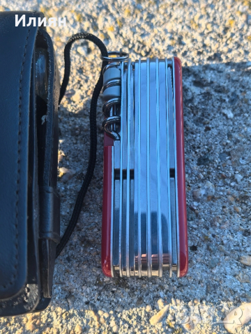 Джобен нож victorinox, снимка 2 - Ножове - 52427785