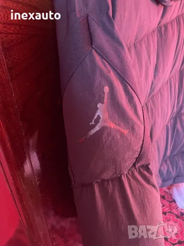 Продавам мъжка дълга шуба AIR JORDAN L размер но става и за XL 100% гъши пух, снимка 2 - Якета - 48088461