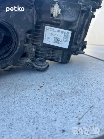 Десен фар за Туарег 2018, снимка 5 - Части - 49556894