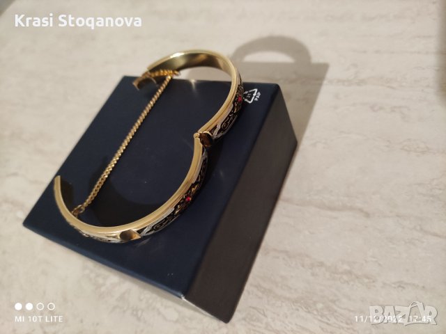 Дамска Гривна в Златист Цвят с Дизайн , снимка 16 - Гривни - 38976194