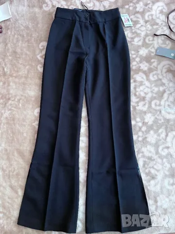 Черен дамски панталон с широки крачоли