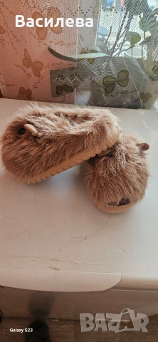 пантофи Капибара , снимка 2 - Пантофи - 53383458
