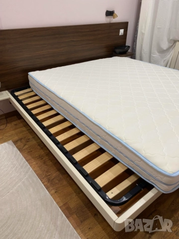 Спалня с нов матрак и подматрачна рамка
