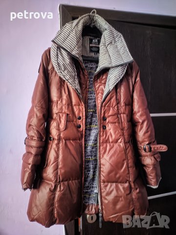 Дамско яке в цвят бордо