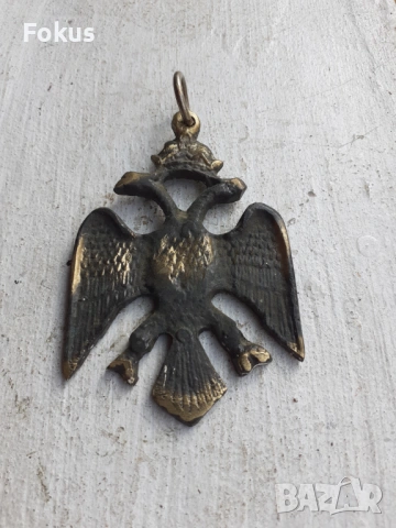 Масивен бронзов медальон двуглав орел с корона