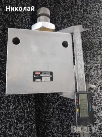 Контролен клапан, снимка 2 - Резервни части за машини - 49861265