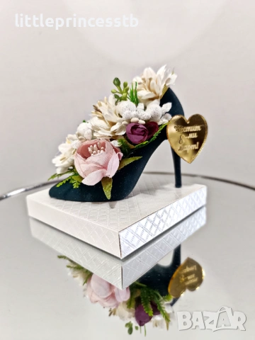Подаръци за 8-ми март, елегантни обувки с цветя , снимка 14 - Изкуствени цветя - 53573246