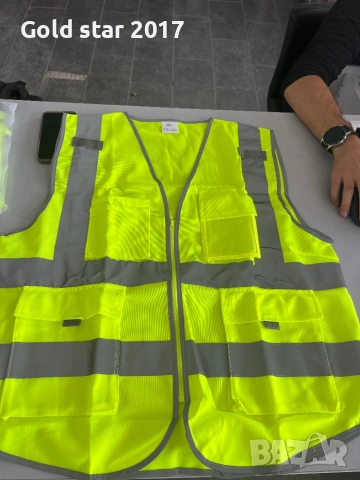 Светлоотразителна жилетка, снимка 3 - Аксесоари и консумативи - 52060690
