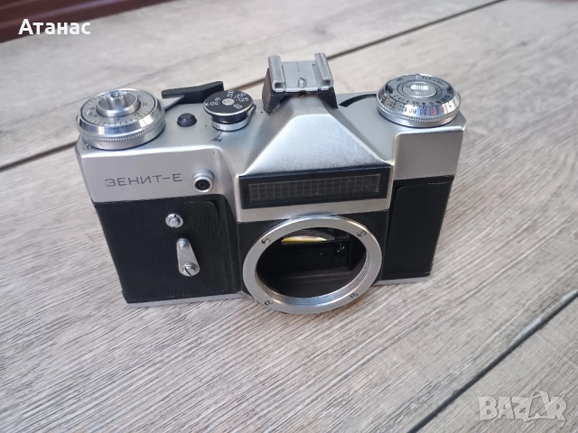 Фотоапарат Зенит Е, снимка 3 - Фотоапарати - 52399098