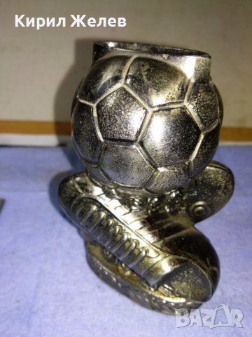 ШАМПИОНСКА ФУТБОЛНА КОЛЕКЦИОНЕРСКА ФИГУРАЛНА МЕТАЛНА НАСТОЛНА ПОСТАВКА За ЗАПАЛКА 41382