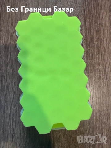 Нови Комплект 2 броя форми за лед за фризер с капаци Идеални за кухня лято напитки, снимка 2 - Аксесоари за кухня - 53204091