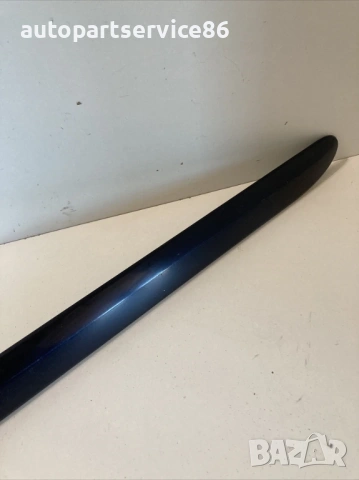 Декоративна лайсна на предната дясна врата синя за KIA Magentis 2.0 CRDi (2009) 87722-2G000, снимка 2 - Части - 53272175