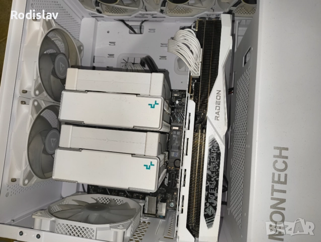 ASRock Radeon RX 7700 XT Steel Legend OC 12G GDDR6 с 2 години гаранция, снимка 3 - Видеокарти - 52918250