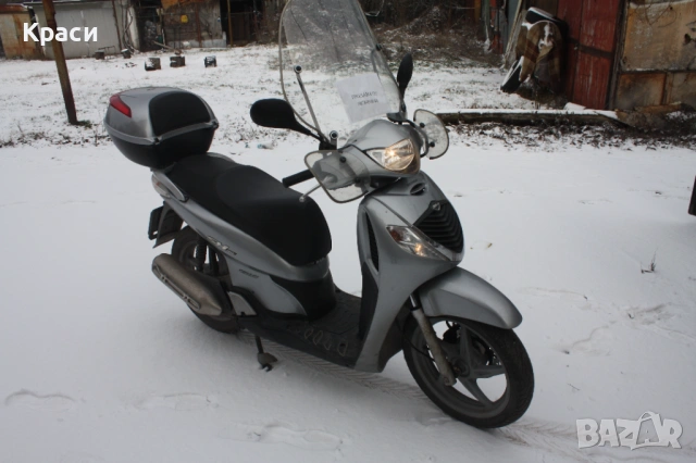   Honda 150 кубика Всичко платено , снимка 4 - Мотоциклети и мототехника - 53189843