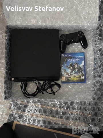 продавам ps4 цял комплект 