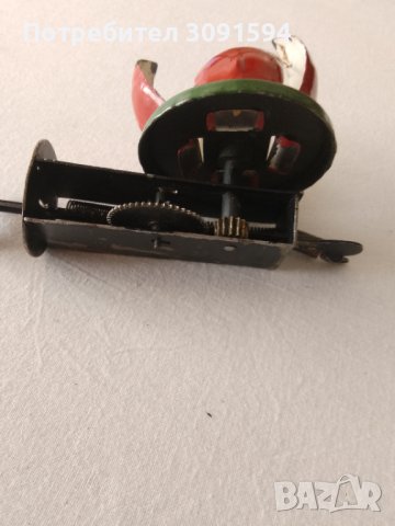 Стара метална играчка работи , снимка 2 - Антикварни и старинни предмети - 43957309