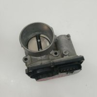 дроселна клапа PE01-13-640B MAZDA 2.0 бензин, снимка 2 - Части - 40243300