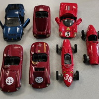 Мелани колички Ferrari shell, снимка 1 - Колекции - 44910256