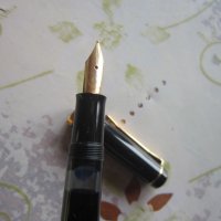 Уникална писалка Пеликан в кутия , снимка 10 - Колекции - 33000840