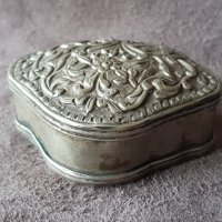 Рядка българска възрожденска сребърна кутийка за емфие 19век, снимка 6 - Антикварни и старинни предмети - 33049395