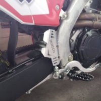 Honda CRF - Гард помпа задна спирачка, снимка 2 - Аксесоари и консумативи - 43898251