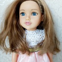 Красива кукла от колекцията, снимка 1 - Кукли - 44065701