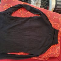 Черна блуза с еко кожа, снимка 2 - Блузи с дълъг ръкав и пуловери - 35394341