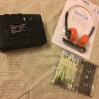 SHARP Walkman + Слушалки Нови + Оригинална Касетка, снимка 4 - Аудиосистеми - 38913306