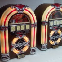 JukeBox Radio FM / Cassette player , снимка 1 - Радиокасетофони, транзистори - 38926300