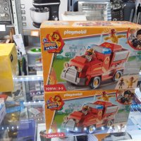 Playmobil пожарна кола със звук и светлина , Сглобяема пожарна с огнено оръдие, снимка 1 - Електрически играчки - 43436774