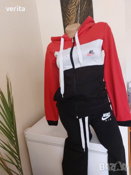 Дамски екип , снимка 1