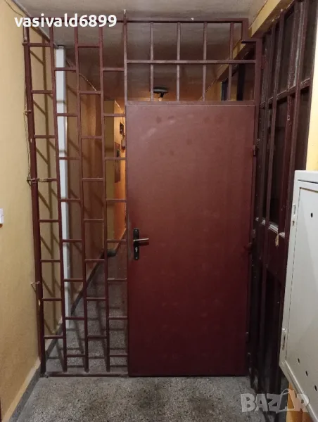 Етажна преградна решетка с масивна врата , снимка 1