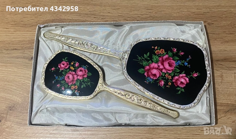 Винтидж комплект от огледало и четка за коса.Англия.1950-те, снимка 1