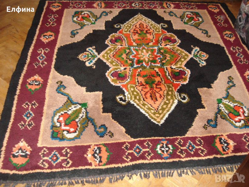 Изключително красив Губер (китеник, одеало, килим )- пъстър и колоритен,вълнен, с ярки, шарени, цвет, снимка 1