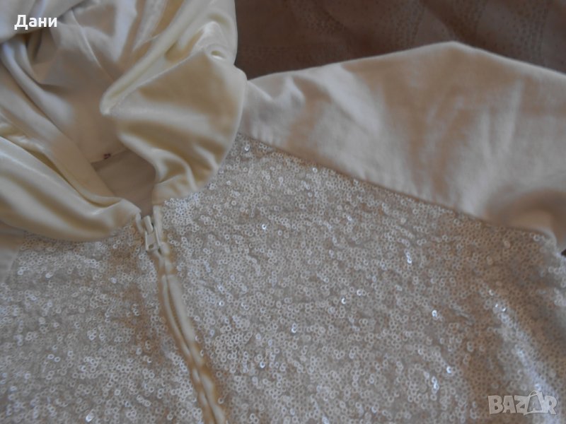 Детски  спорно елегантен суичър на Escada , снимка 1