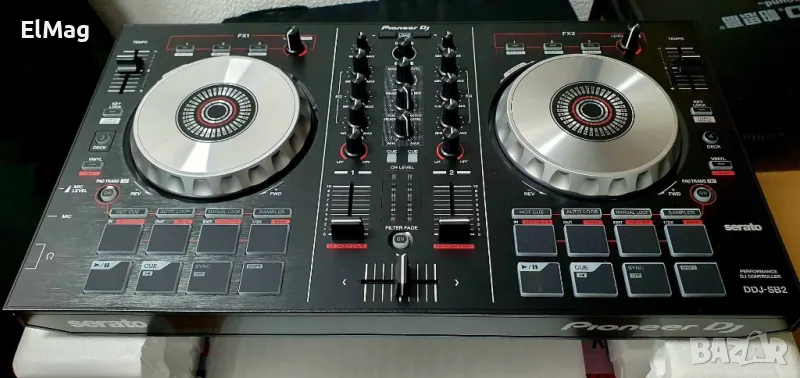 Pioneer DJ DDJ-SB2-BLACK/Контролер/, снимка 1