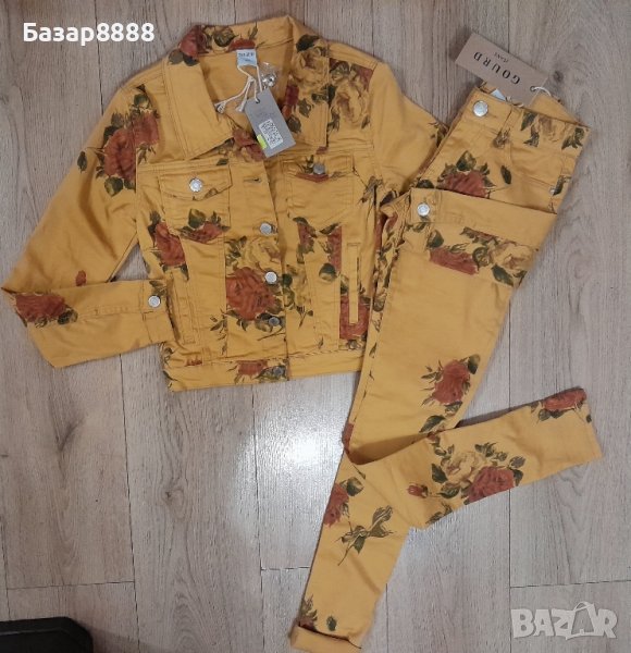 Нов дамски костюм,размер XS, снимка 1