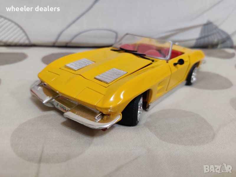 Метална количка Revell Chevrolet Corvette Stingray в мащаб 1/24, снимка 1